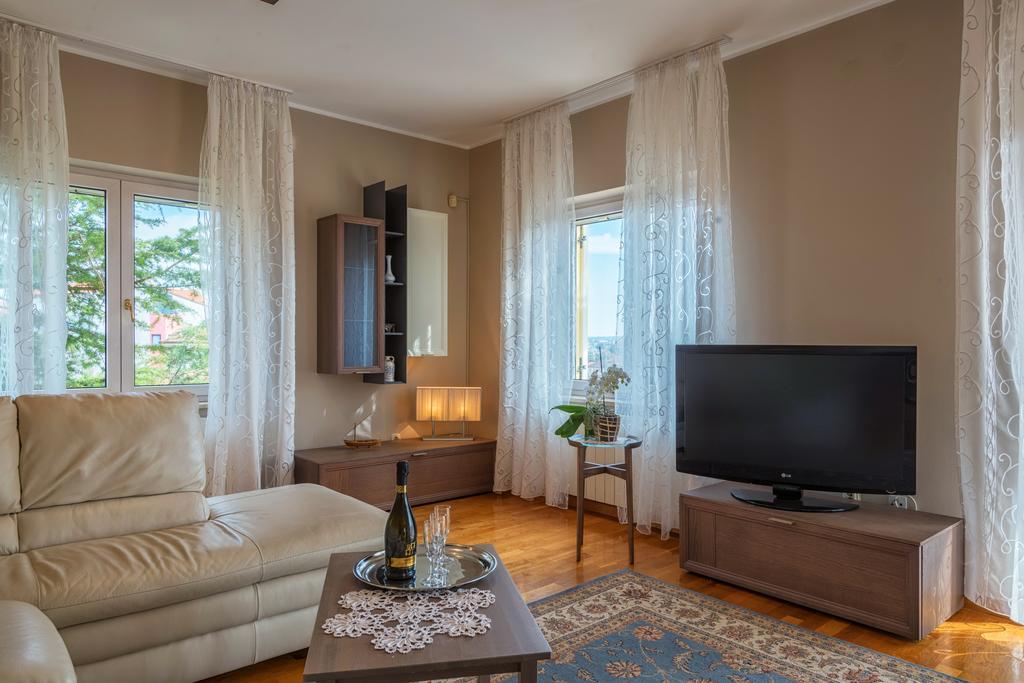 Apartment Majoran Πούλα Εξωτερικό φωτογραφία
